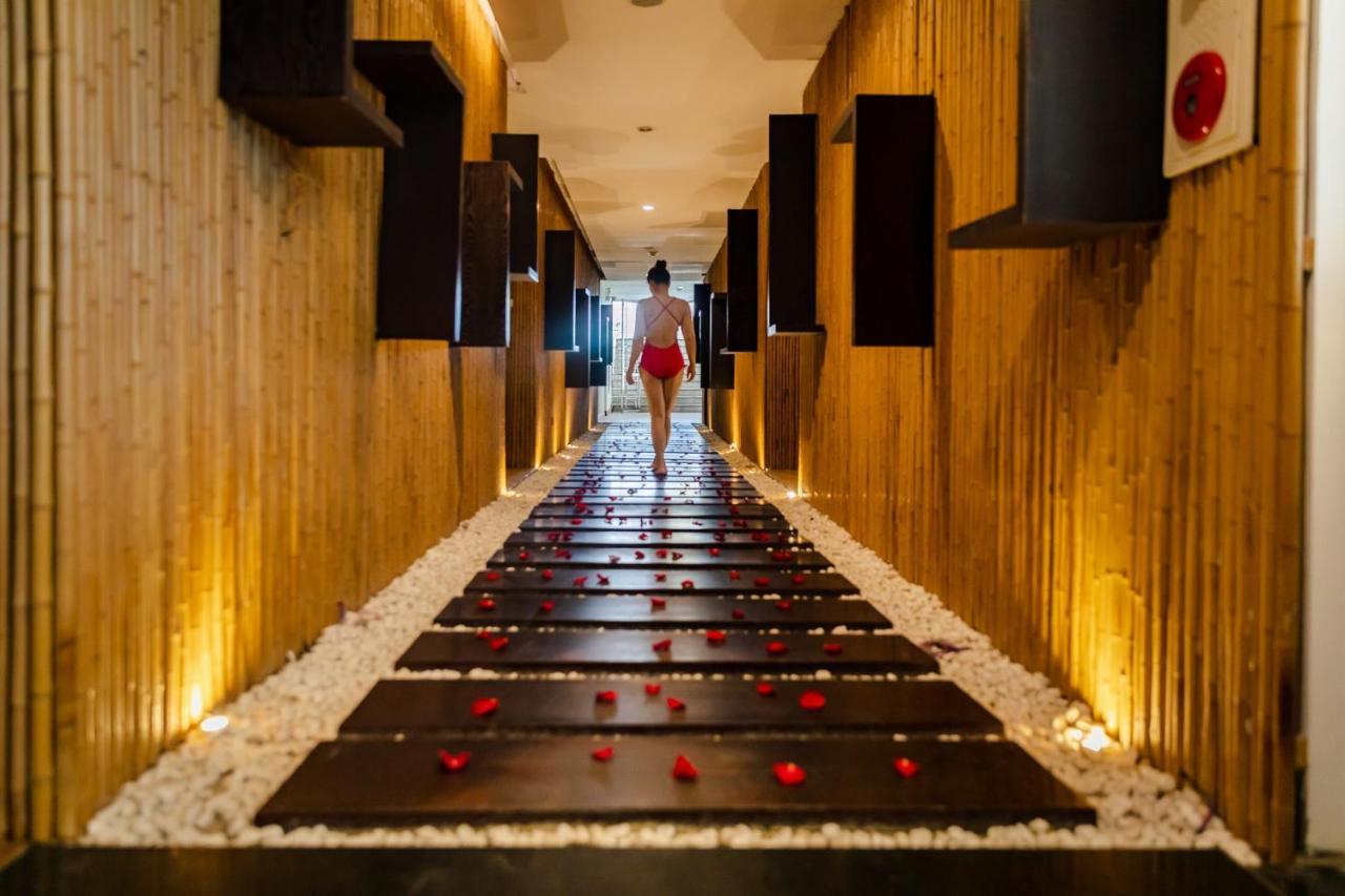 Muong Thanh Grand Ha Long Hotel Екстер'єр фото