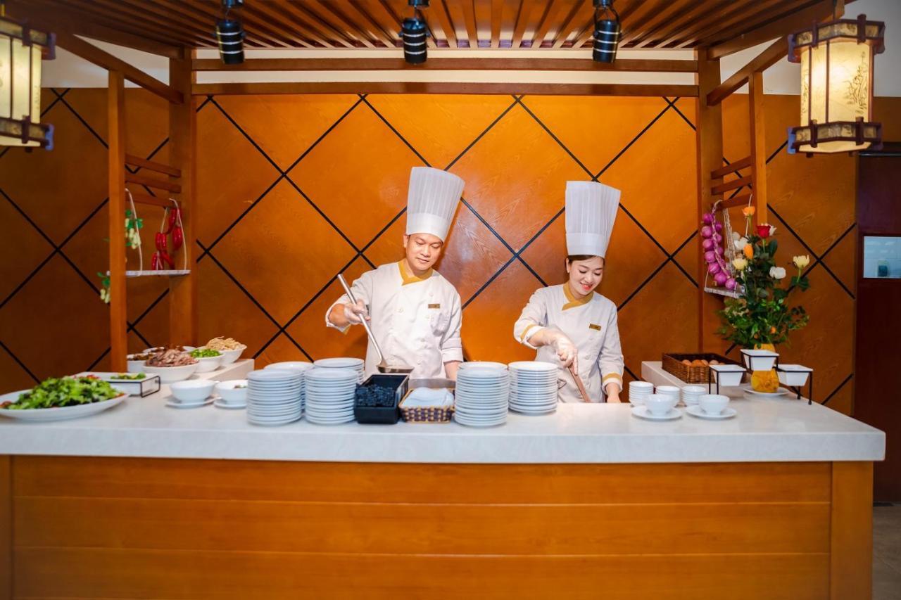 Muong Thanh Grand Ha Long Hotel Екстер'єр фото