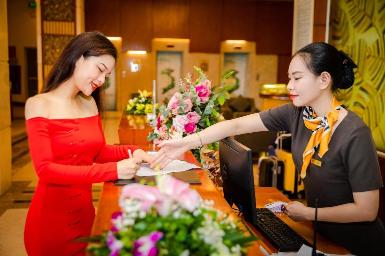 Muong Thanh Grand Ha Long Hotel Екстер'єр фото
