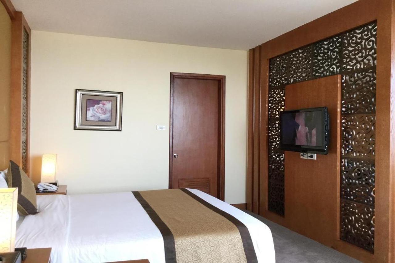 Muong Thanh Grand Ha Long Hotel Екстер'єр фото